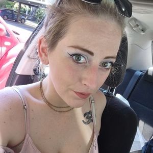 Meet your Posher, Bay